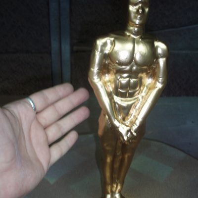 CARVE KEN DOLL INTO OSCAR STATUE AND PAINT